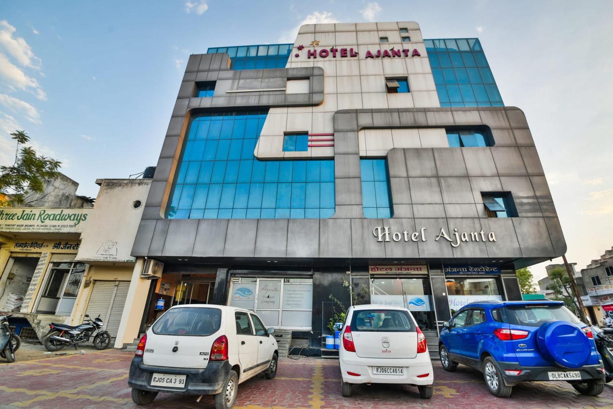 Oyo Hotel Ajanta Hamirgarh Zewnętrze zdjęcie