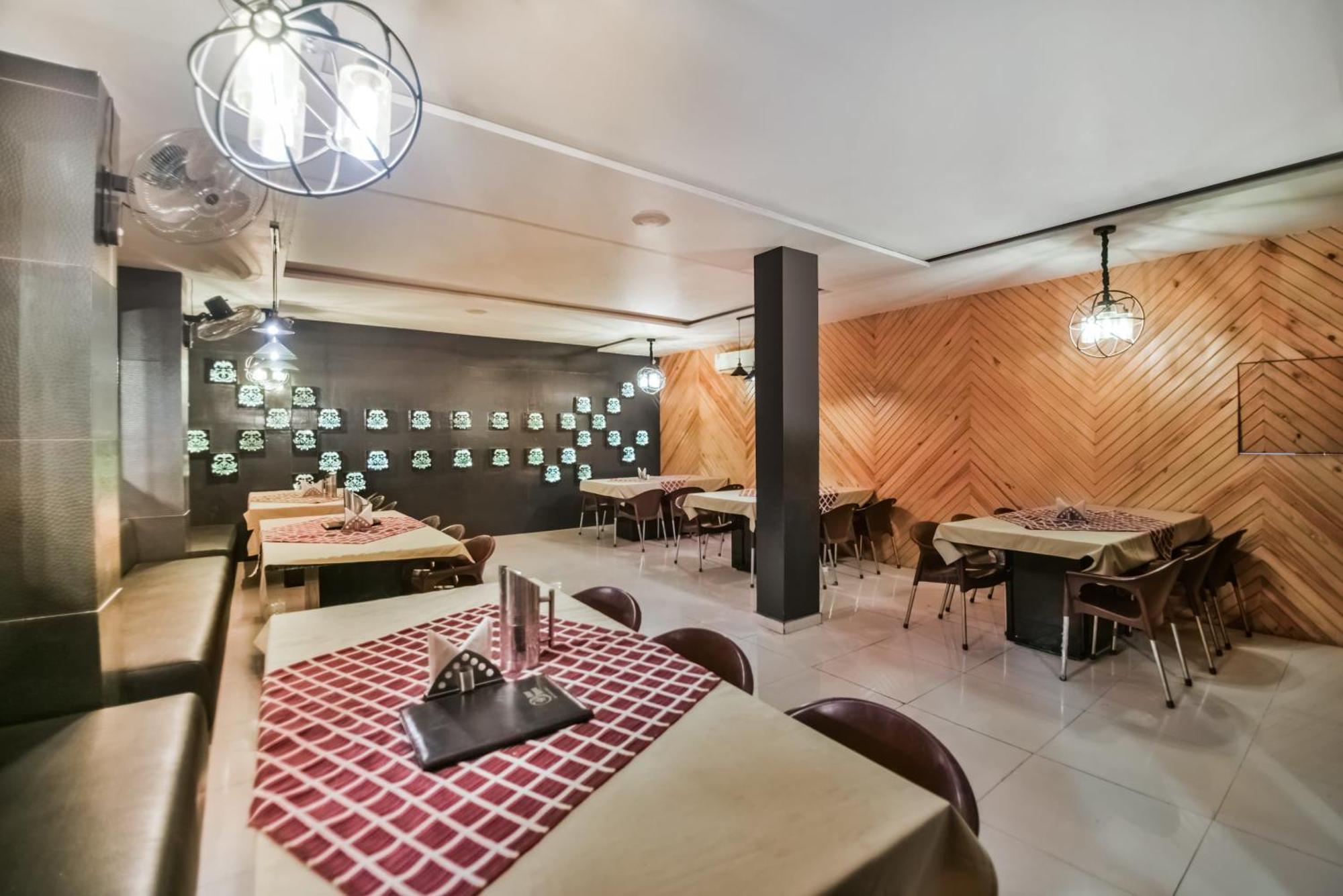 Oyo Hotel Ajanta Hamirgarh Zewnętrze zdjęcie