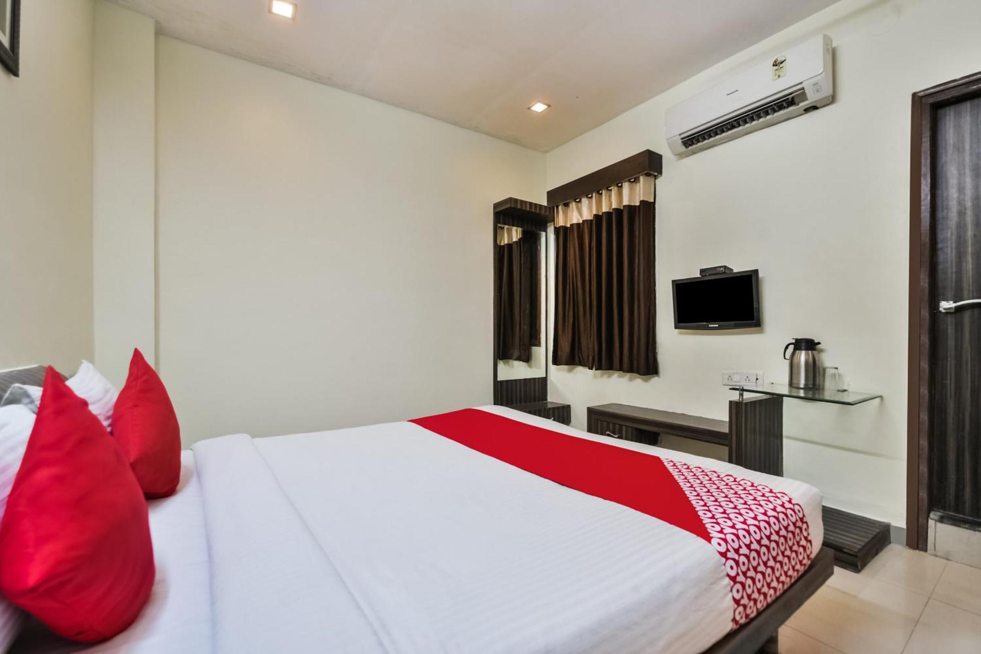 Oyo Hotel Ajanta Hamirgarh Zewnętrze zdjęcie