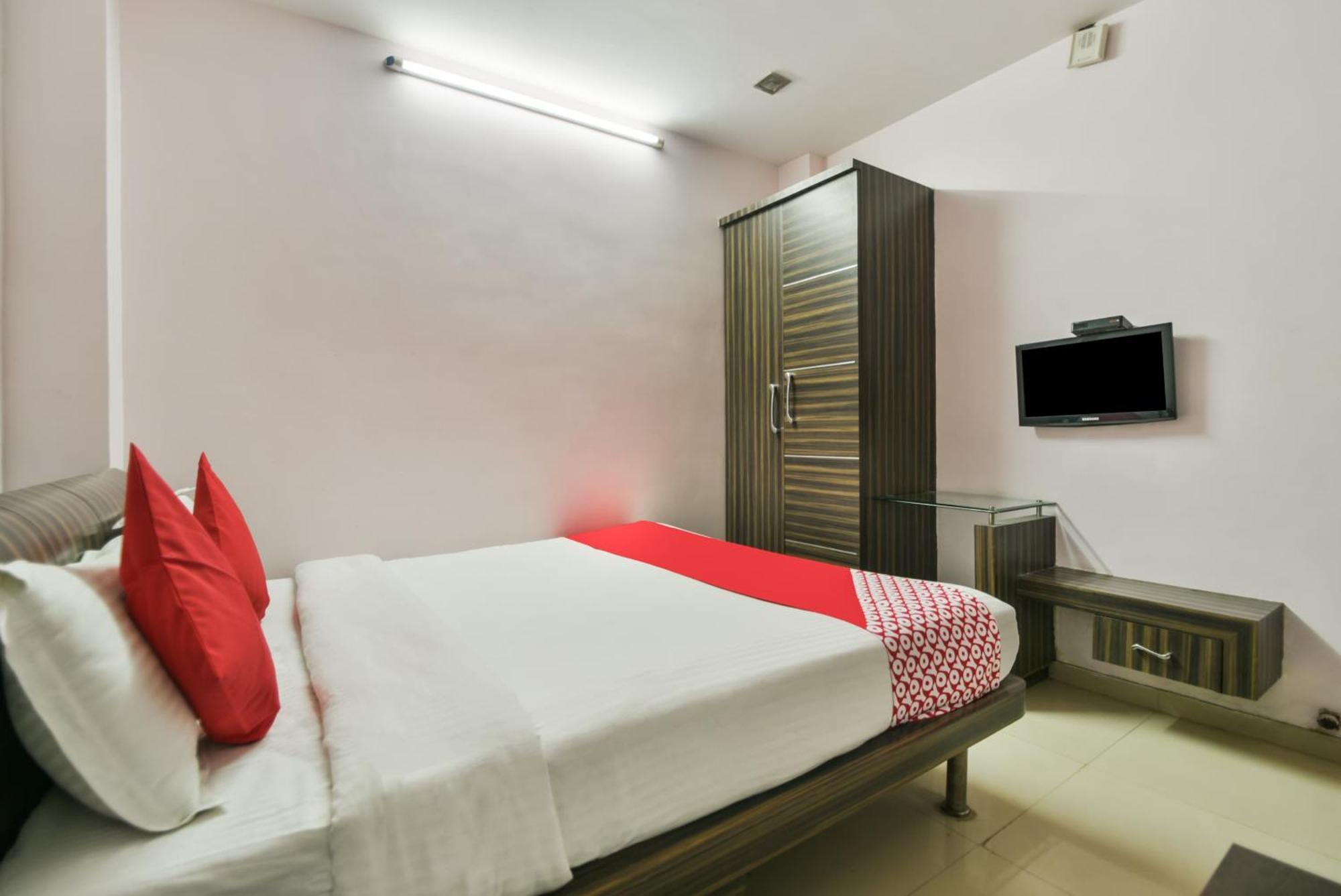 Oyo Hotel Ajanta Hamirgarh Zewnętrze zdjęcie